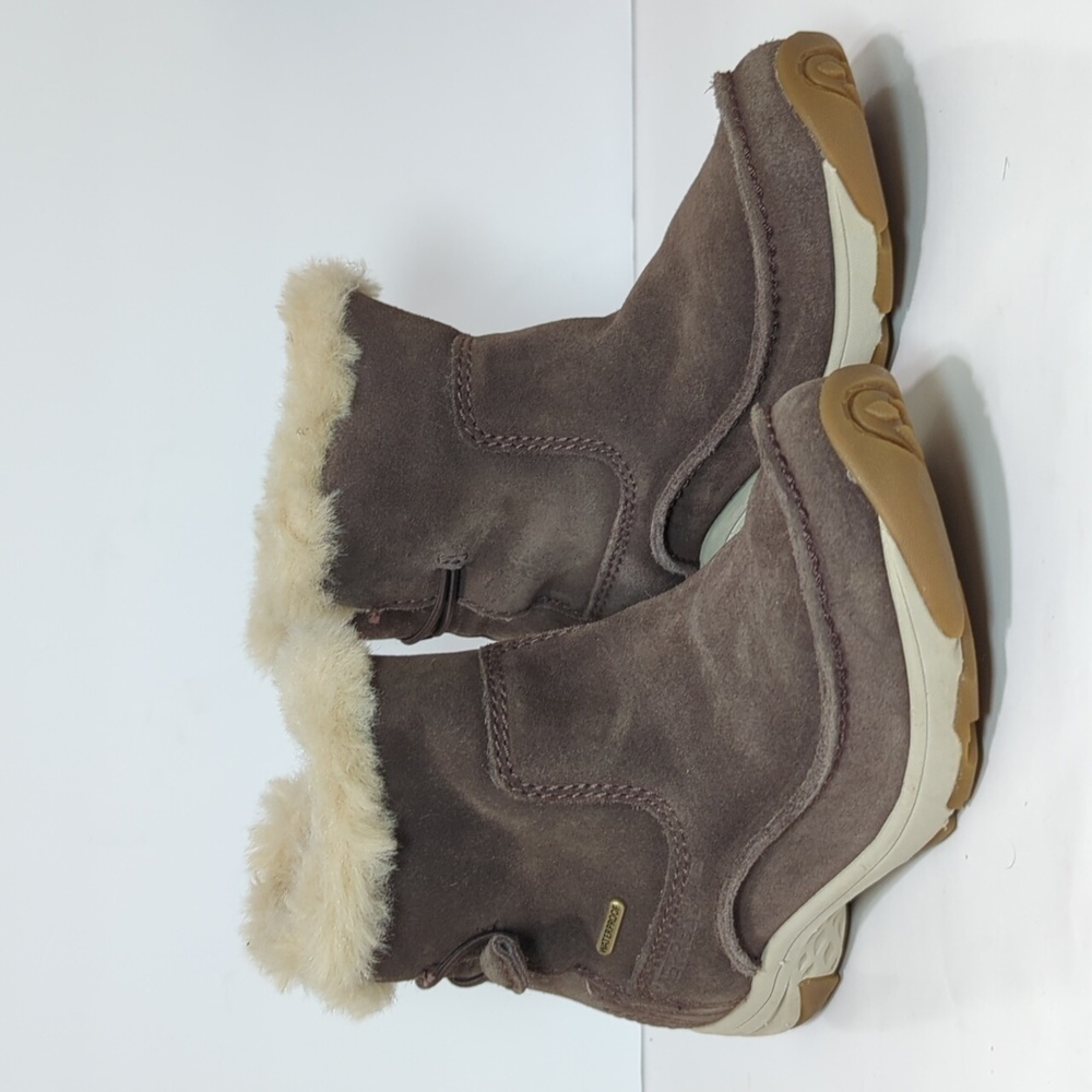 Merrell Brown Ankle Boots with Cream Fur Trim
